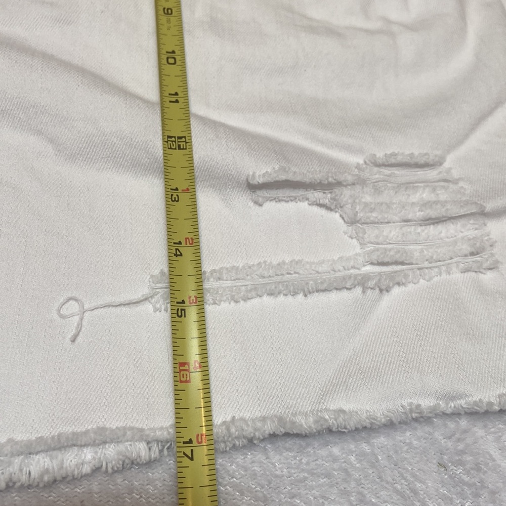 YMI Dream Collection Size 3X Easy Fit White Shorts NWT - Picture 4 of 10